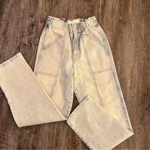 Mother superior springy ankle jeans size 24.